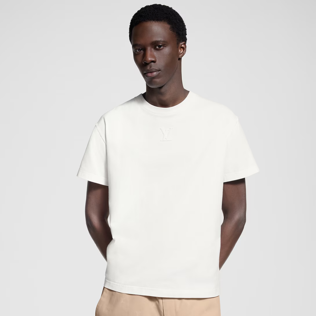 Tee-shirt embossé